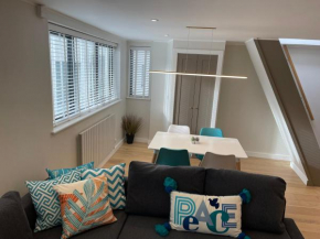 Lovely Modern Apartment in The Lanes